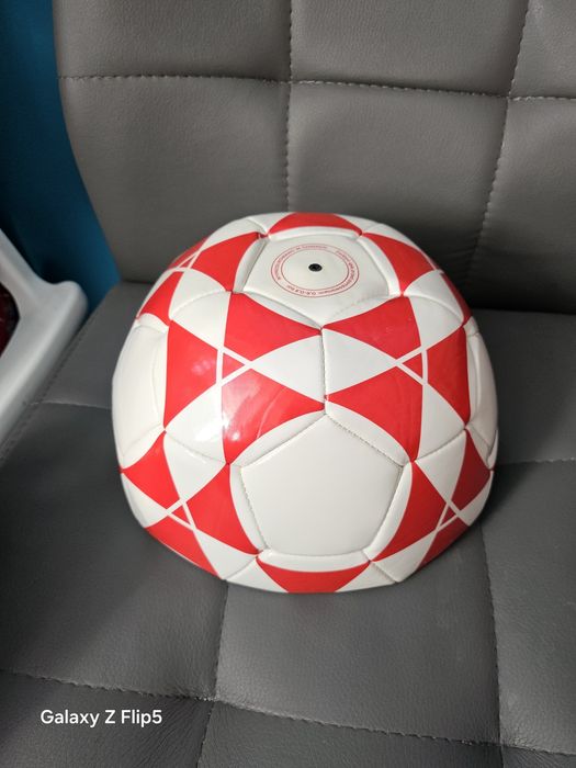 Piłka nożna, do nogi