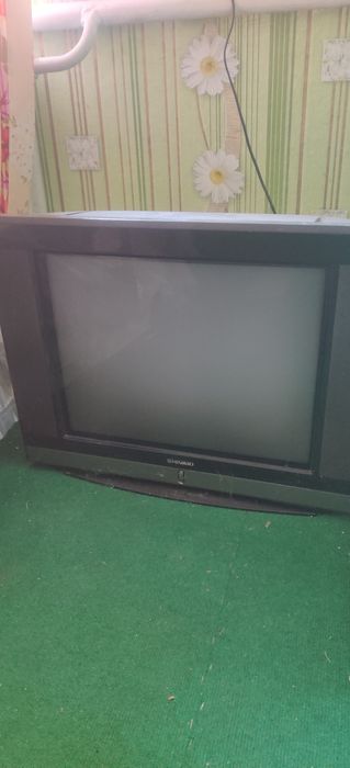 Продам  телевизор Shivaki Японец, рабочий