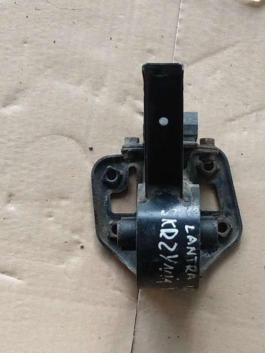 Подушка крепления двигателя 2183228200 Hyundai Lantra J1 1991-1995