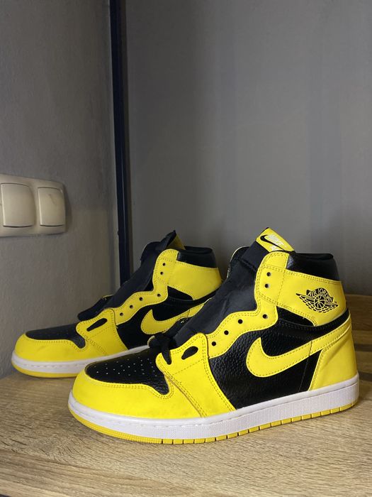 Jordan 1 (preto / amarelo)