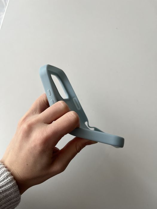 Nowe nieużywane etui na IPhone 16 pro