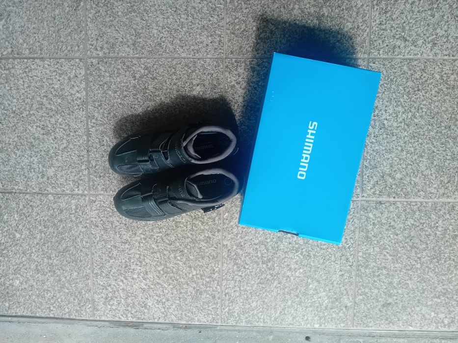 Sapatos Shimano RP3 estrada tamanho 43 como novos + caixa