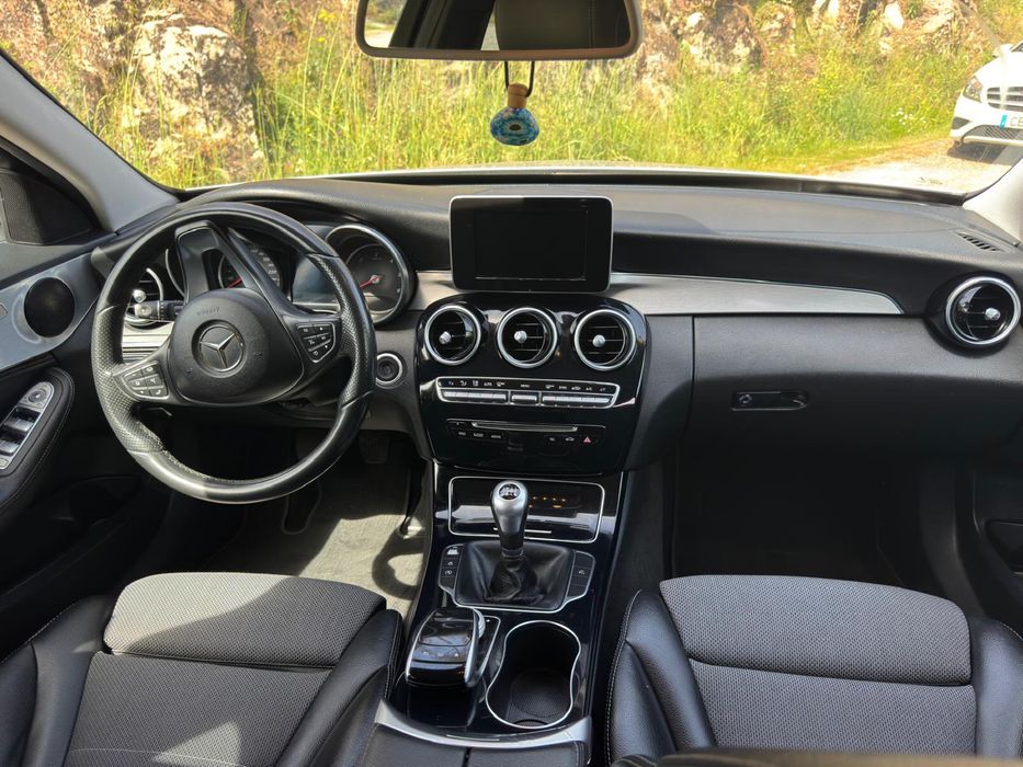 Mercedes c220 Manual