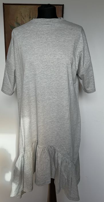 Sukienka dresowa na lato