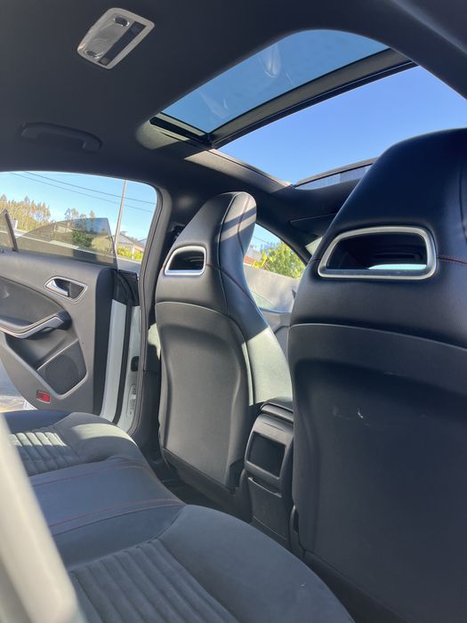 Mercedes-Benz Cla 220 AMG