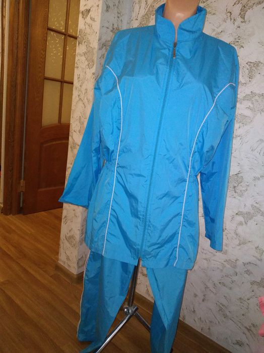 Костюм спортивный балоневый тонкий 50р. XL Adasea