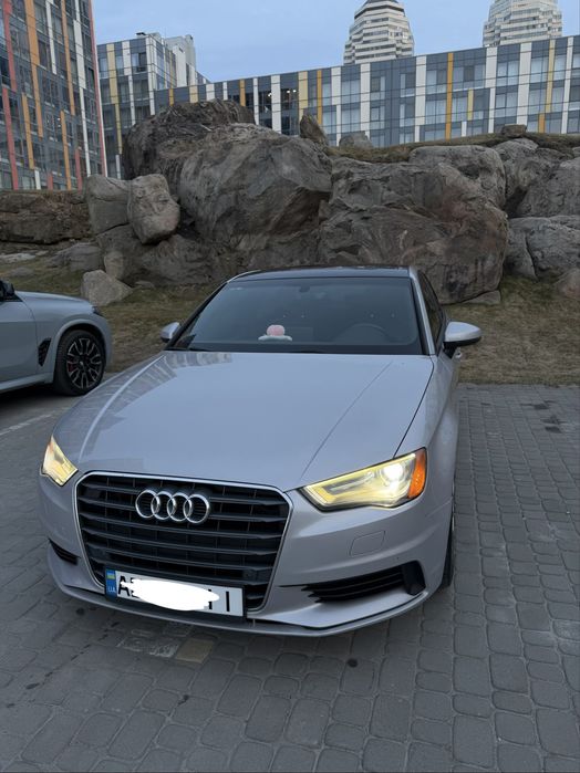 Продам Audi  A3 2015 года