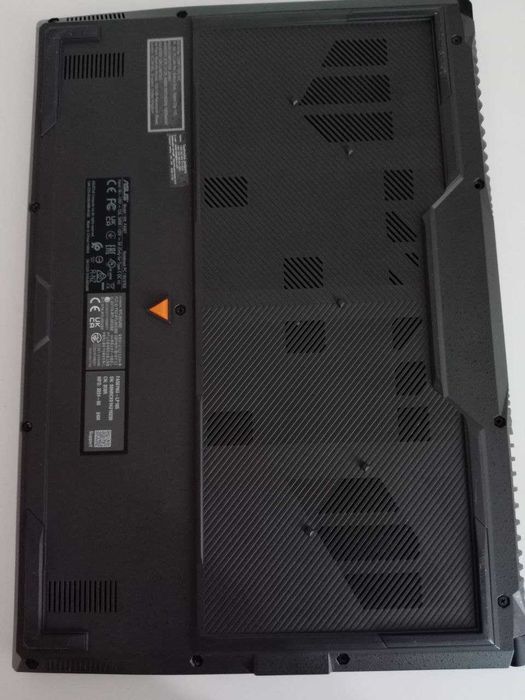 Laptop ASUS TUF A15, RTX 4050, Ryzen 5 7535HS