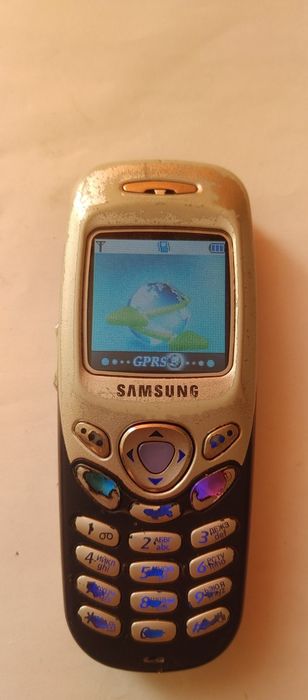 Мобільний телефон Samsung SGH-C200