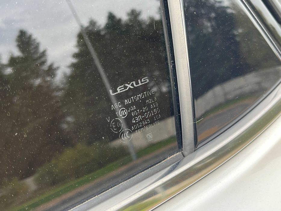 Продам Lexus NX 300