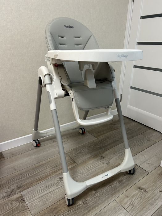 Стільчик для годування  Peg-Perego Prima Pappa Follow Me Ice, Сірий