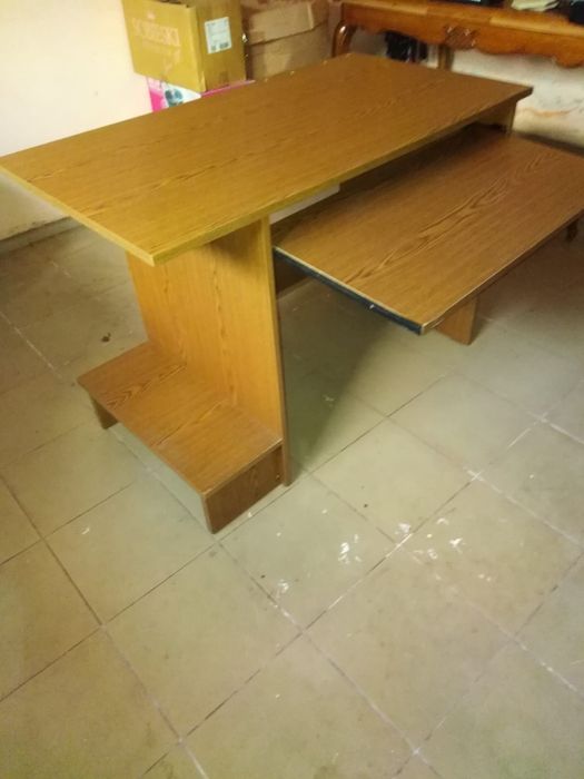 Biurko do gabinetu/pokoju