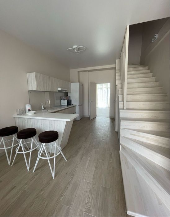 Оренда 3 кімнатного Будинку