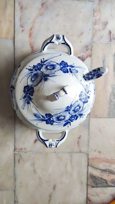Terrina de loiça antiga
