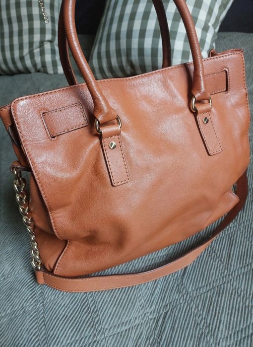 Michael Kors duża torebka ze skóry naturalnej