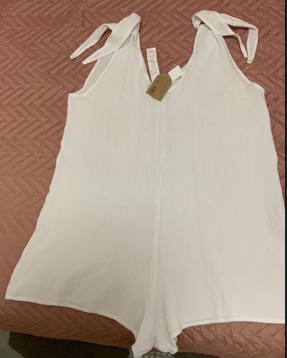 Biały kombinezon CALCEDONIA