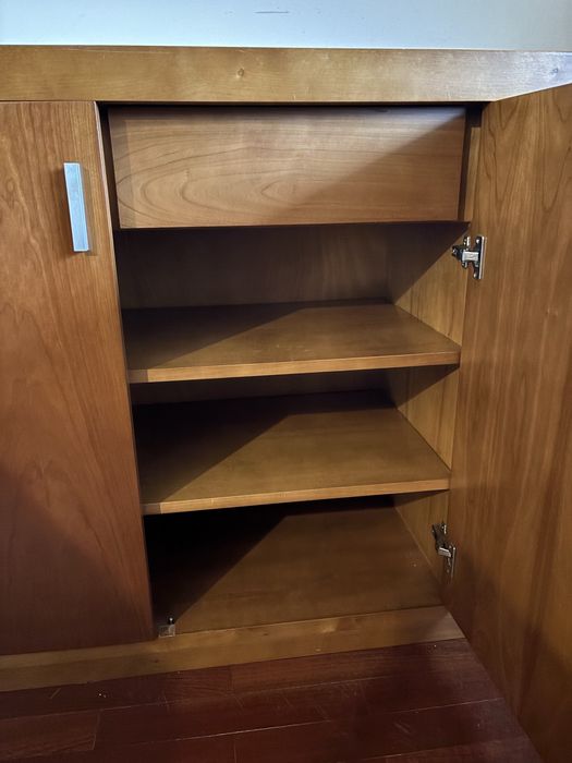 Vendo movel aparador