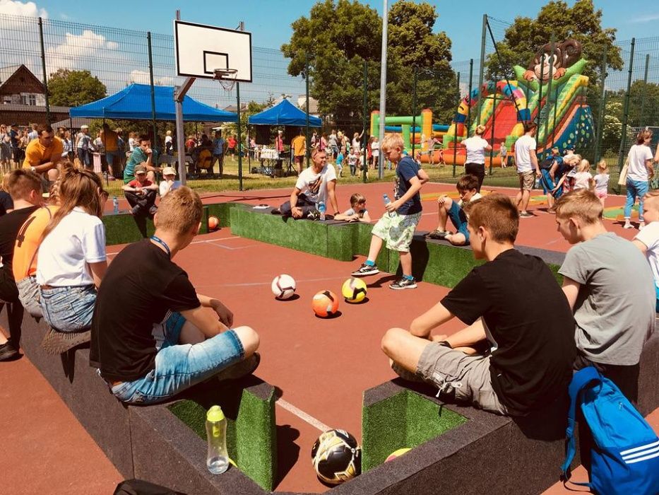 ORGANIZACJA IMPREZ - Dmuchańce Atrakcje Animacje Pikniki Festyny