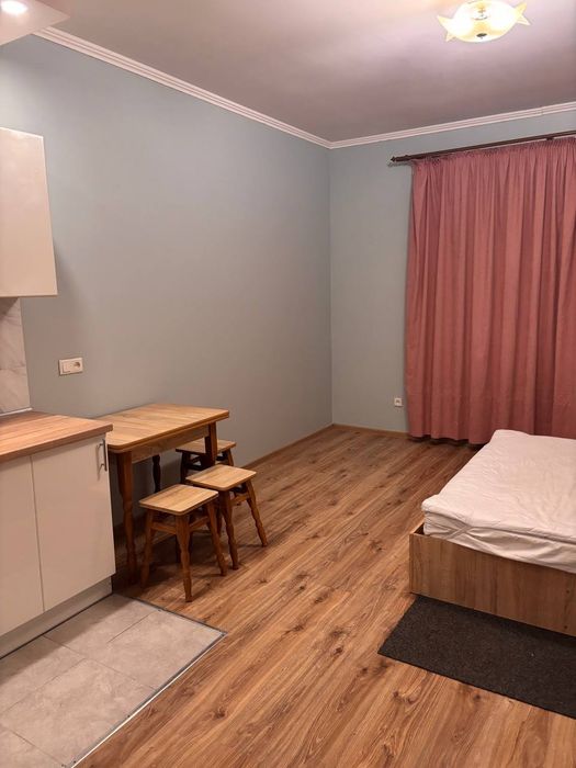 сдам квартира - студия на Боровского,ЖК Золотые столбы