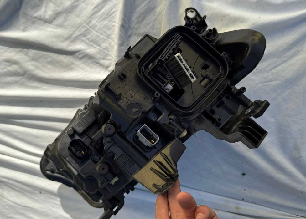 Farol Peugeot 308 Full Led Matrix esquerdo