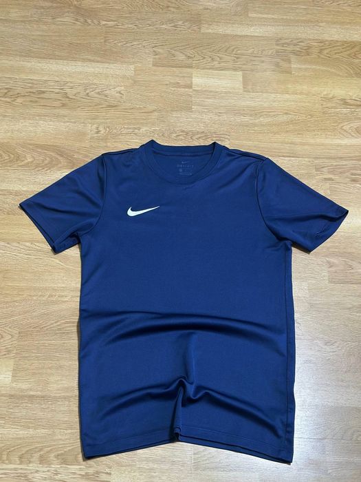 Футболка Nike Dri-Fit