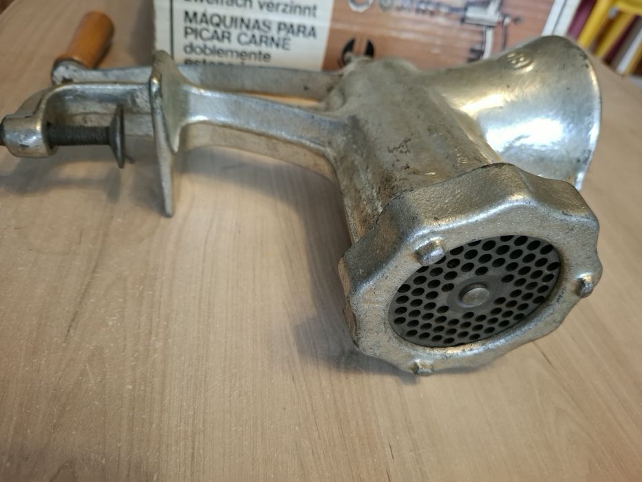 Maszynka do mielenia mięsa alfa 10