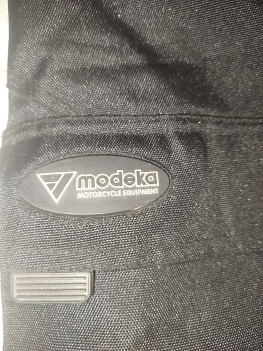 Продам мотоштаны.