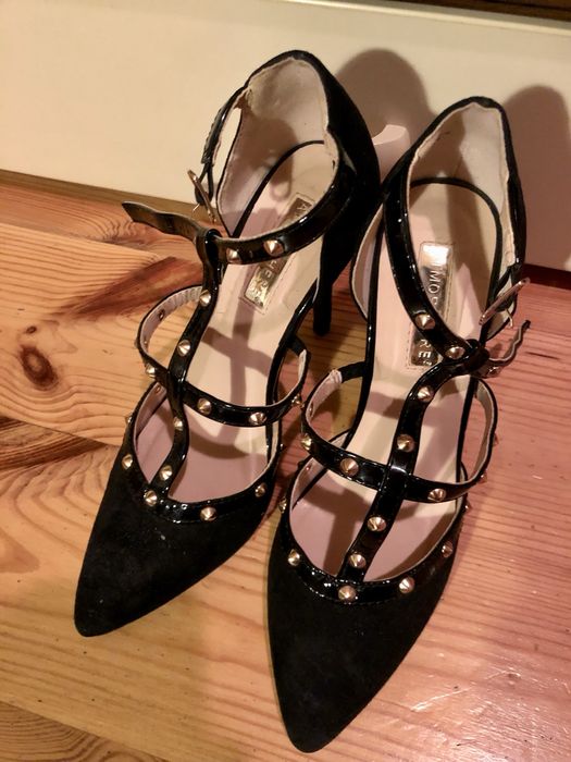 Buty na obcasie