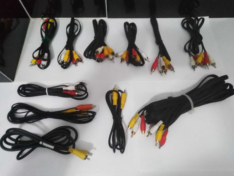 Cabos de audio video rca e Extensão rca.