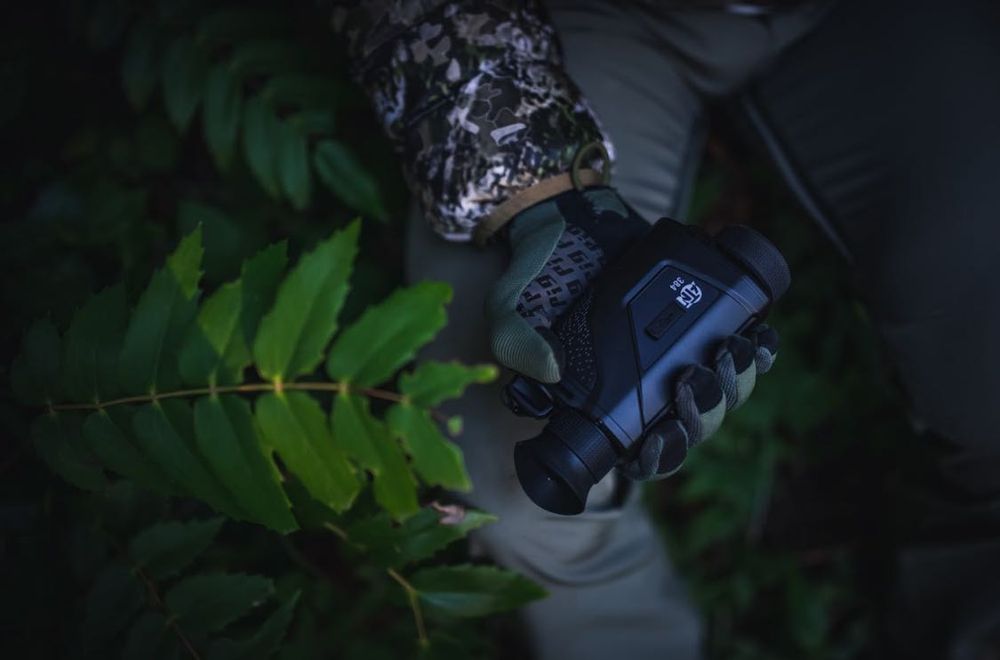 Monokular kamera termowizyjna ATN BlazeHunter 635 LRF