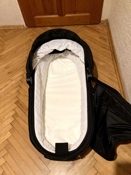 Nowa gondola Muuvo Quick 2.0 Kolor Raven Black