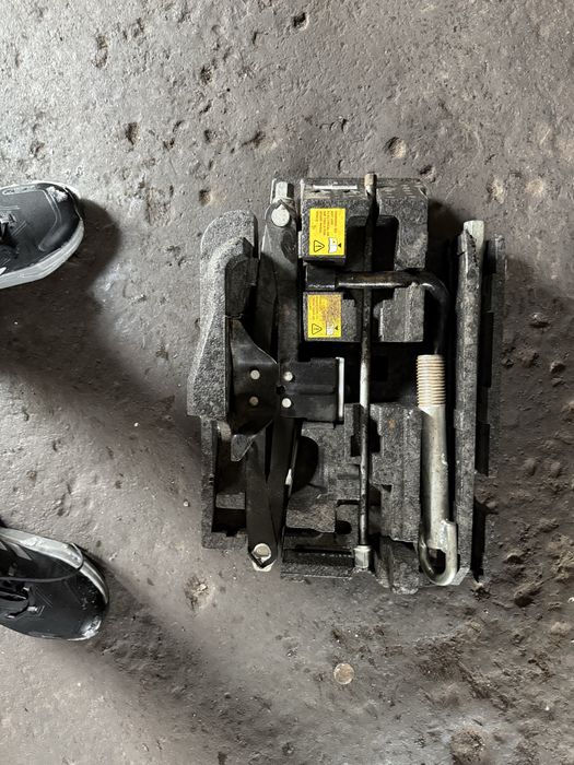 Домкрат + комплект Renault Master Opel Movano Nissan Interstar