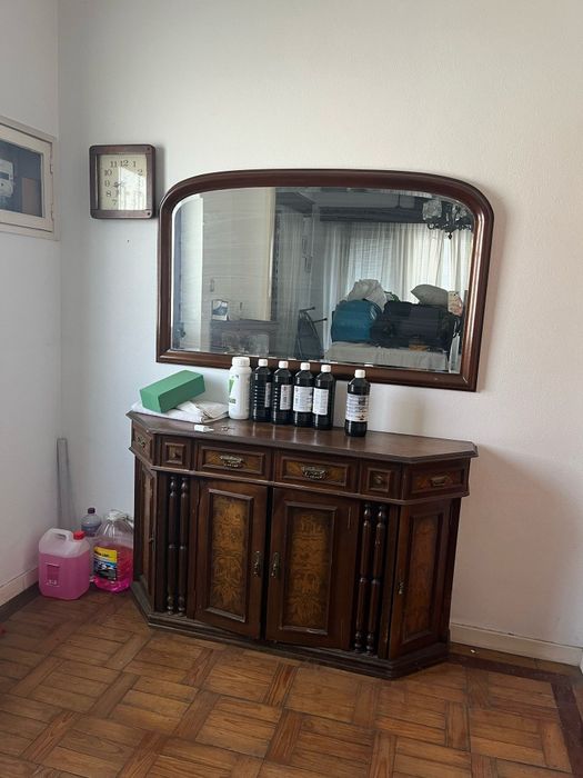 Móvel de entrada com espelho