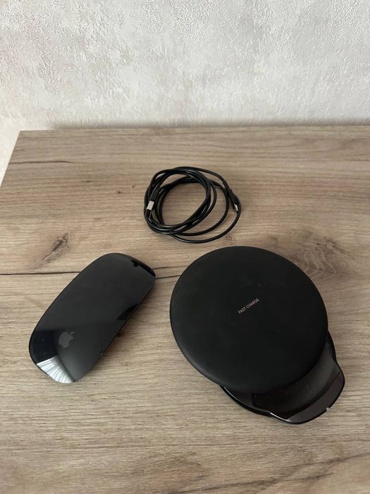 Продам Apple Magic Mouse + бездротову зарядну станцію (Fast Charge)