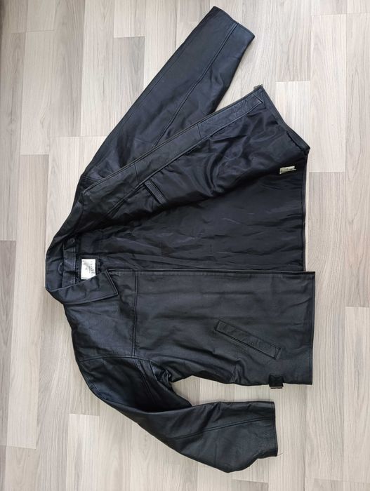 Куртка шкіряна чоловіча CLASSICS розмір М