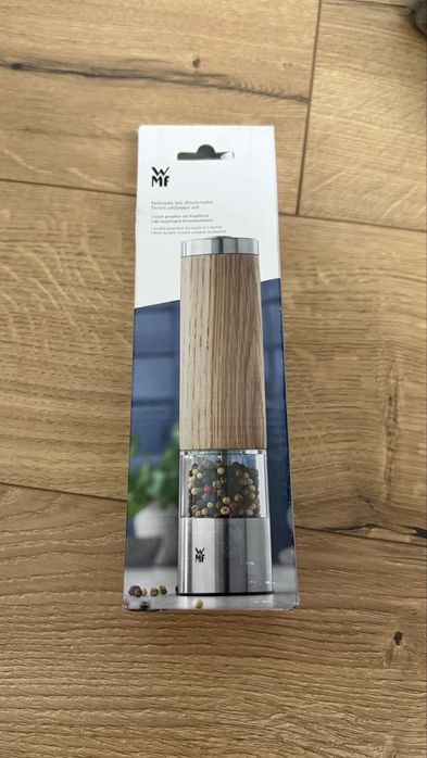 WMF młynek elektryczny do soli i pieprzu