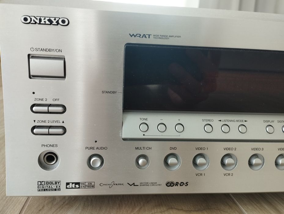 Amplituner Onkyo