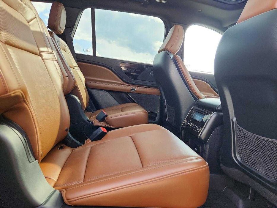 2022 LINCOLN AVIATOR GRAND TOURING (HYBRID)