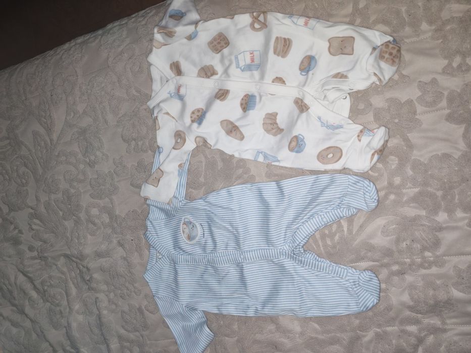 Lote de roupa bebe 0-1 meses nova