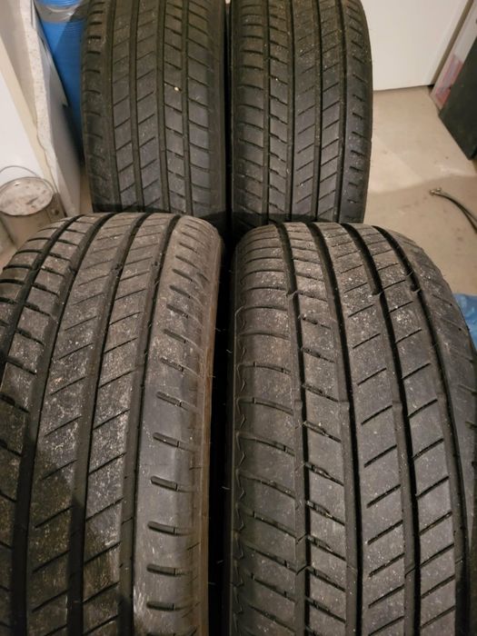 Sprzedam opony letnie Bridgestone-REZERWACJA