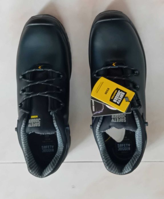 Calçado de Segurança impermeável SAFETY JOGGER X330.