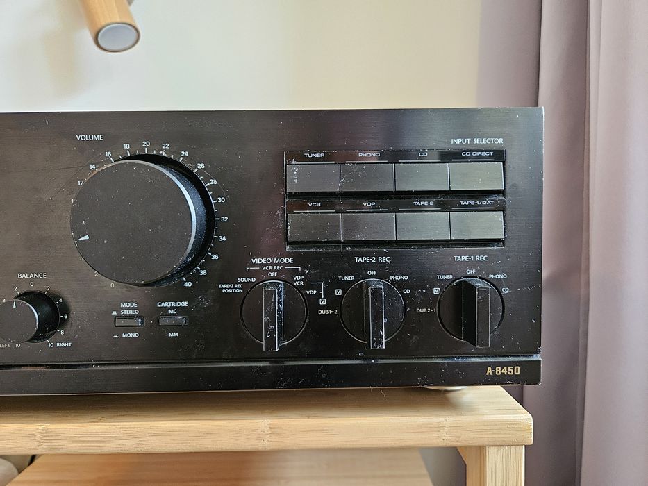 Onkyo INTEGRA 8450 wzmacniacz stereo z lat 80