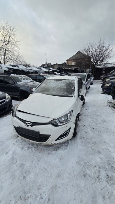 Шрот запчастини розбор, хундай i20,1,4 бенз механіка 2014 рік
