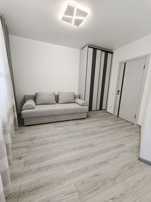 Вул.Кульпарківська 93 парус сіті