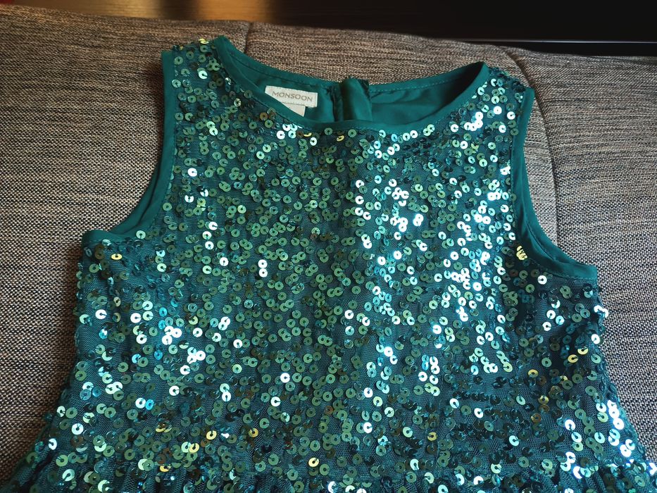 Сукня оксамитова з блискітками 5 років