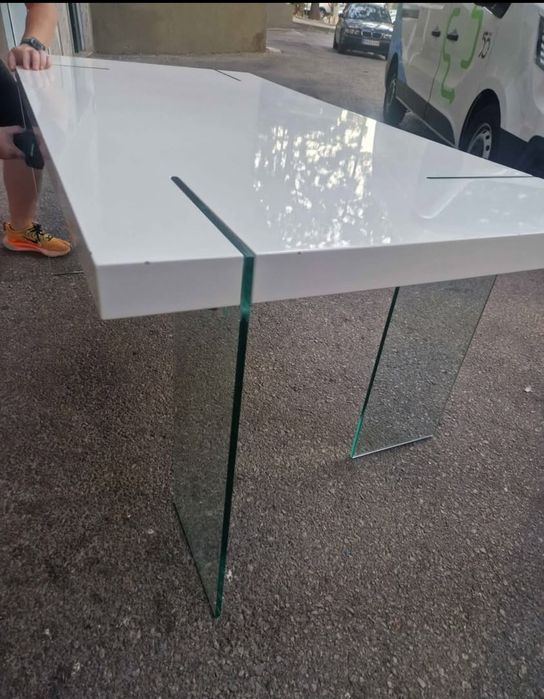 Mesa elegante 1.90m