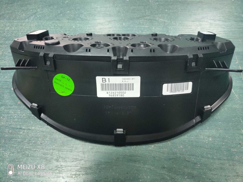 Щиток приладів комбінація приладів AveoT250 T255 Vida 96859180