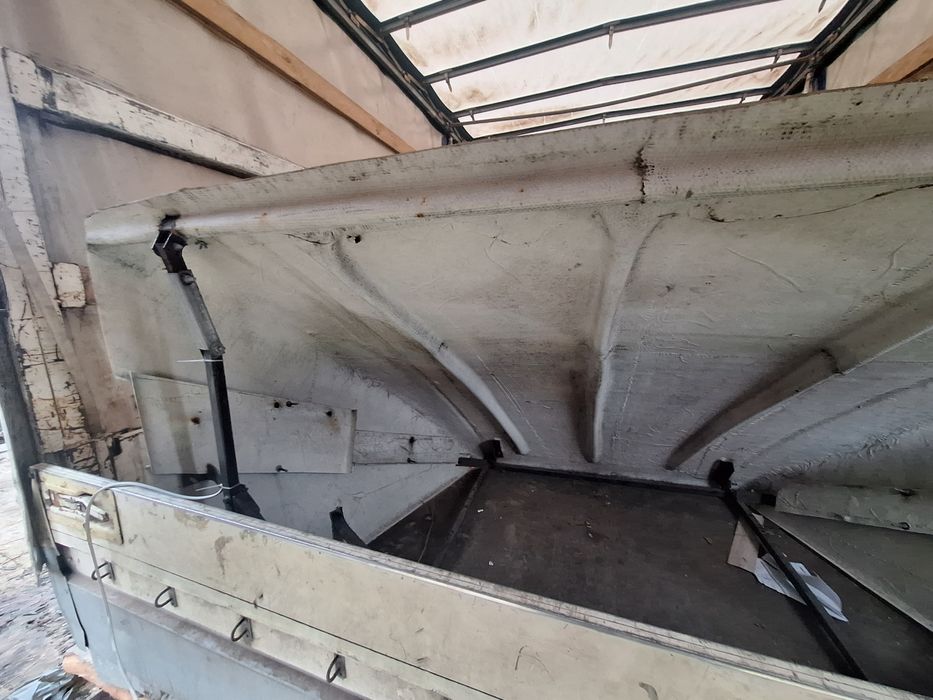 Продам кузов борт-тент