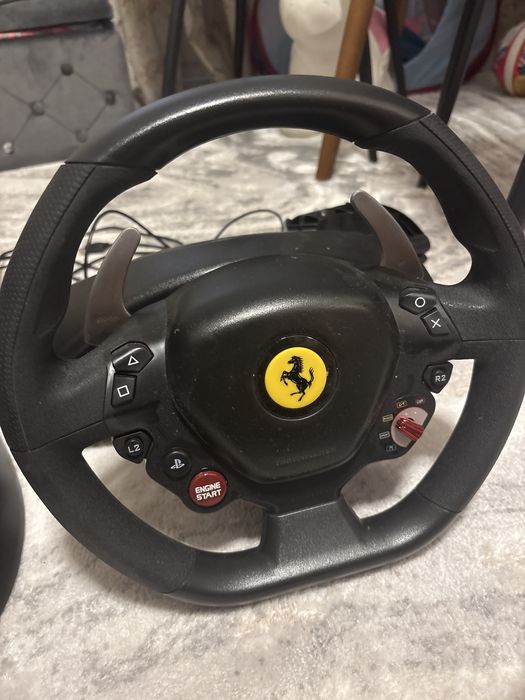 Volante ferrari ps5/ps4/pc