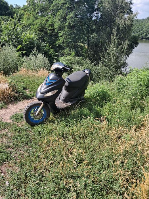 Скутер 80cc. . .